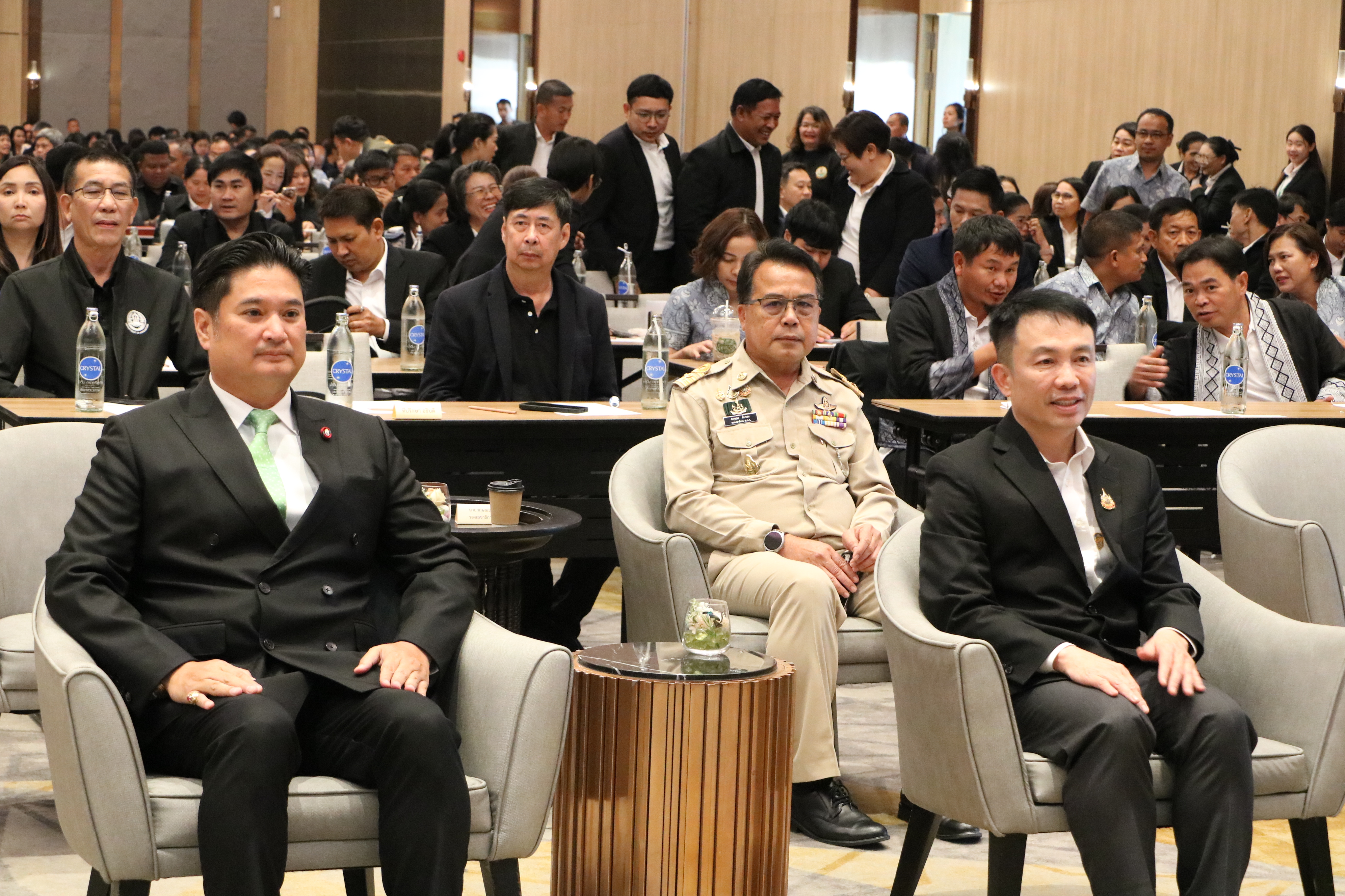 title - ส.ป.ก.ร่วมเป็นเกียรติในพิธีเปิดวันแถลงผลงานกรมวิชาการเกษตร ประจำปีงบประมาณ 2569  DOA NEXT : ตลาดนำการวิจัย สินค้าเกษตรปลอดภัยมูลค่าสูง